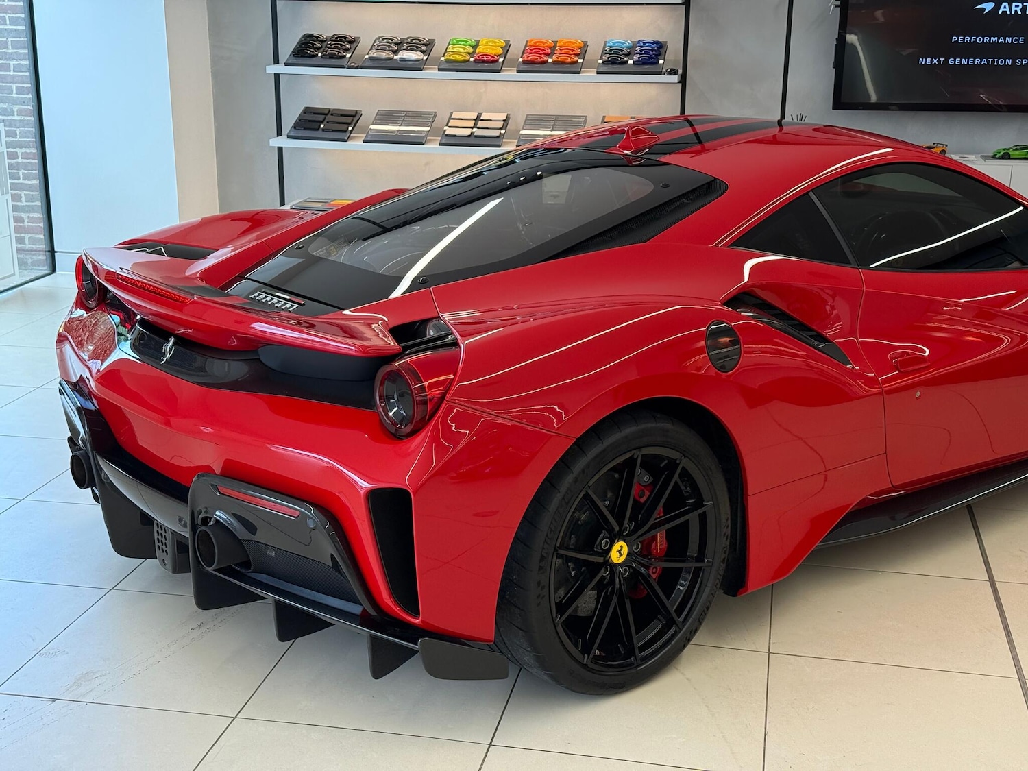 Used Ferrari 488 Pista 2019 for sale - 76389346: Photo 65