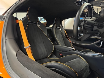 Used McLaren Artura 2022 for sale - 77469004: Photo