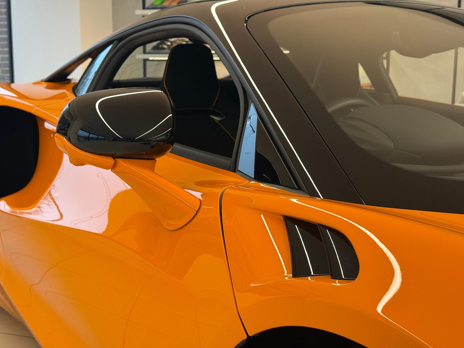 Used McLaren Artura 2022 for sale - 77469004: Photo 9