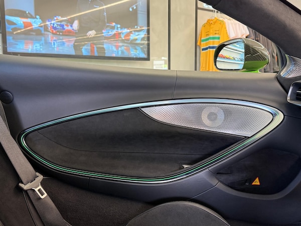 Used McLaren Artura 2024 for sale - 76189006: Photo 10