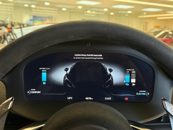 Used McLaren Artura 2024 for sale - 76189006: Photo 18