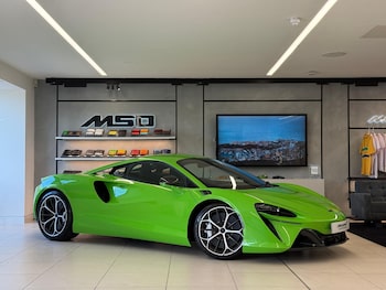 McLaren - Artura