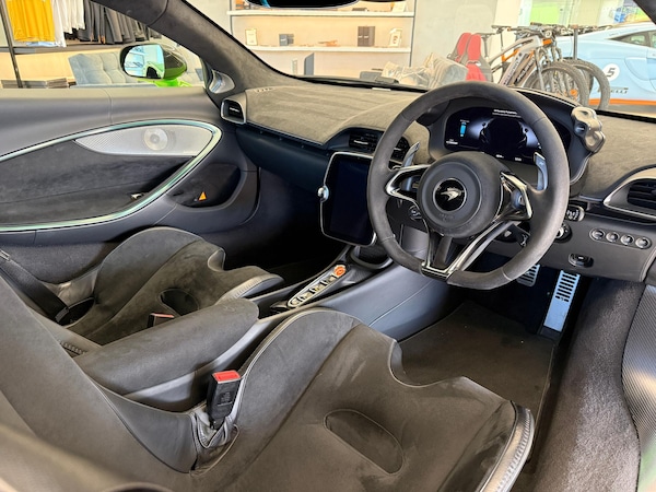 Used McLaren Artura 2024 for sale - 76189006: Photo 3