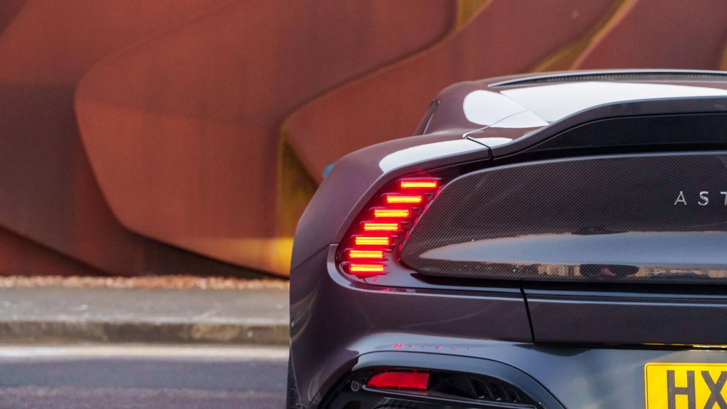 Used Aston Martin Vanquish for sale - 77190732: Photo 14