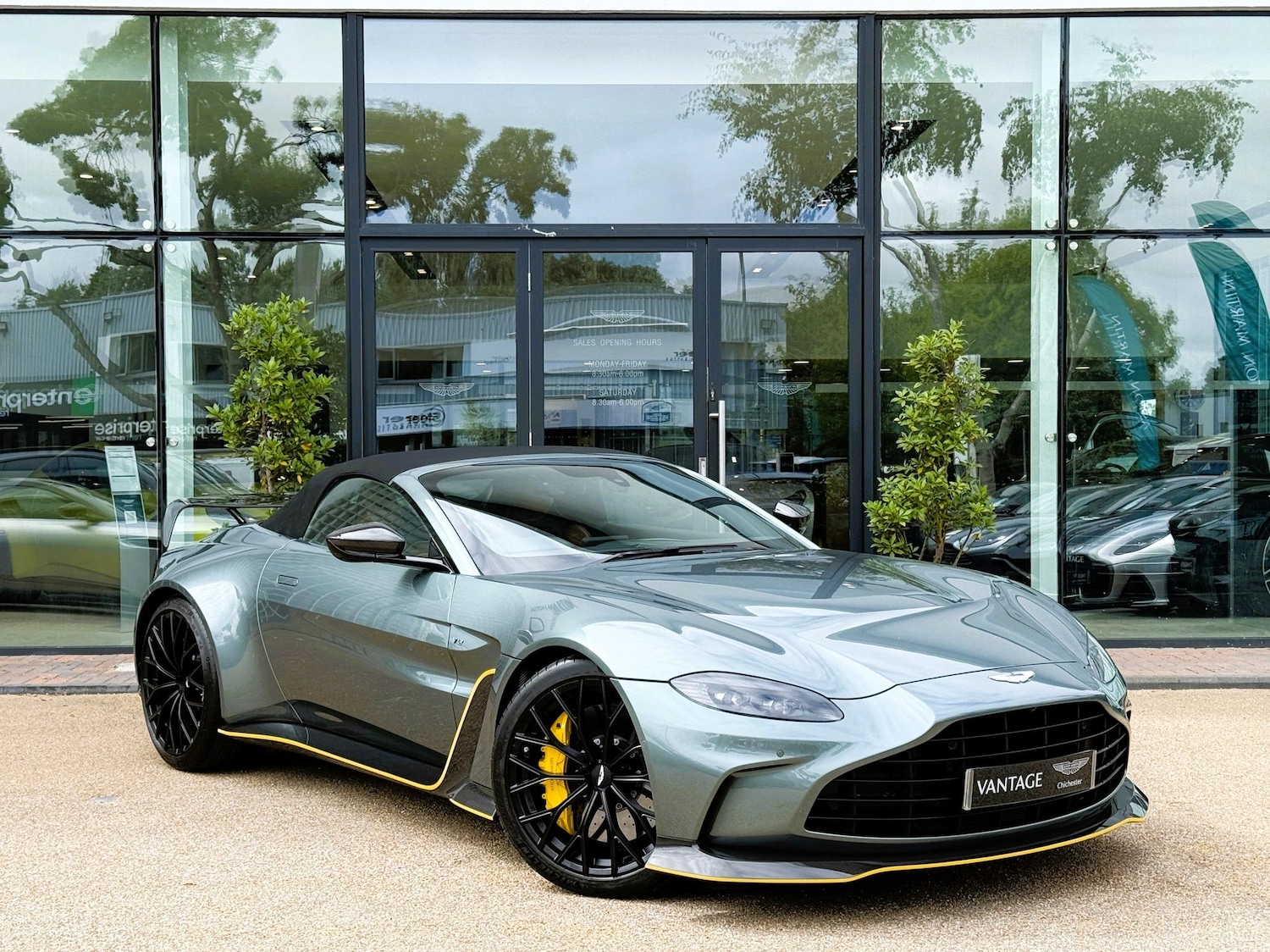 Used Aston Martin Vantage 2023 for sale - 77144373: Photo 10