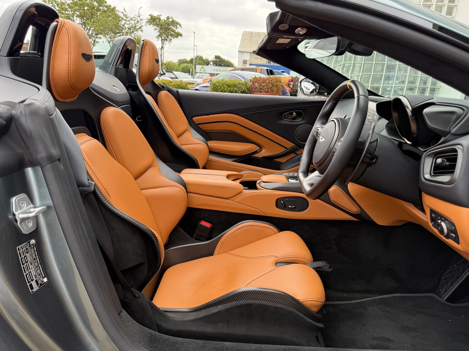 Used Aston Martin Vantage 2023 for sale - 77144373: Photo 30