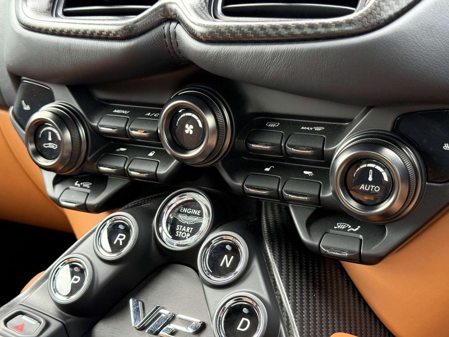 Used Aston Martin Vantage 2023 for sale - 77144373: Photo 43