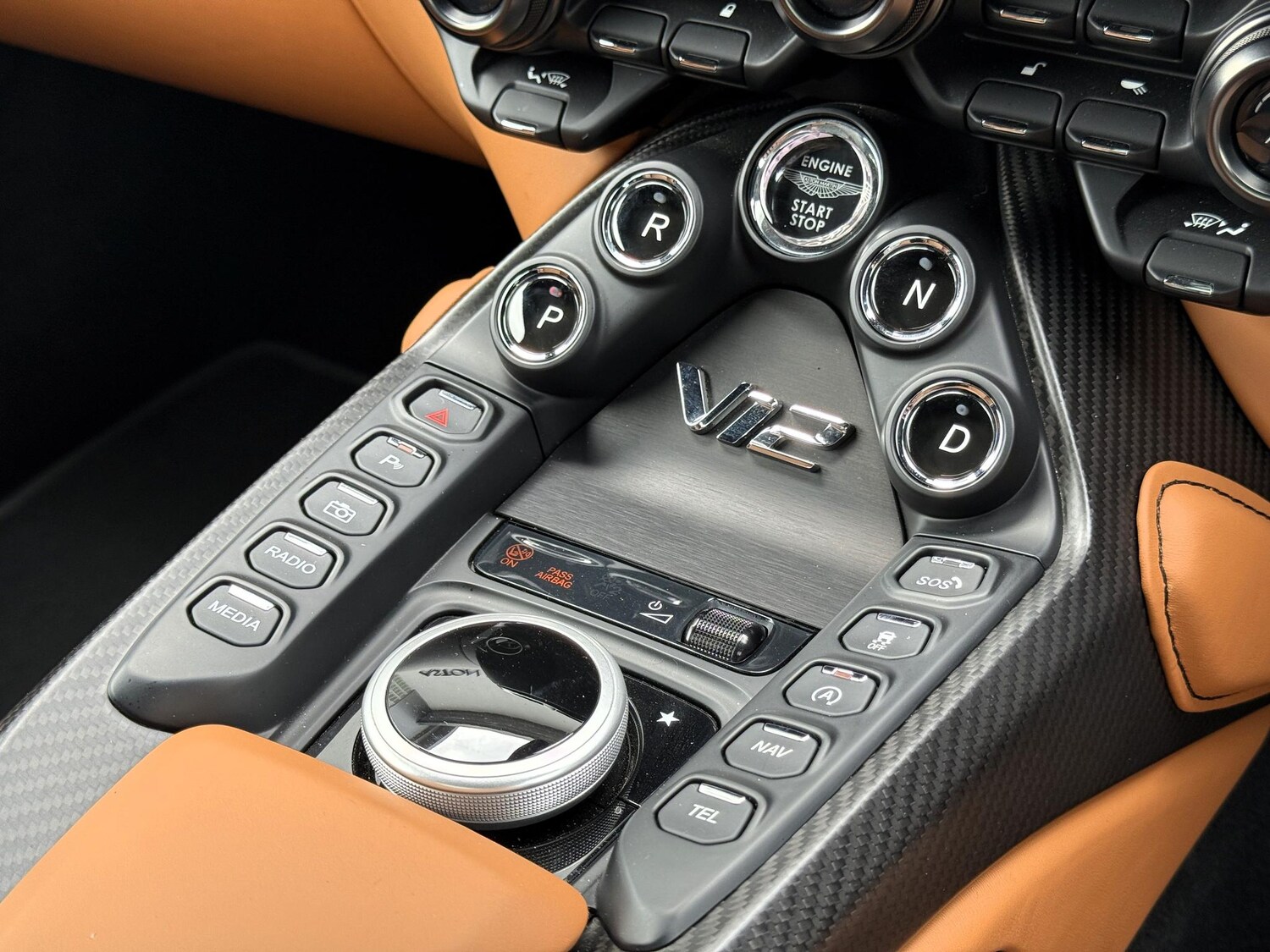 Used Aston Martin Vantage 2023 for sale - 77144373: Photo 44