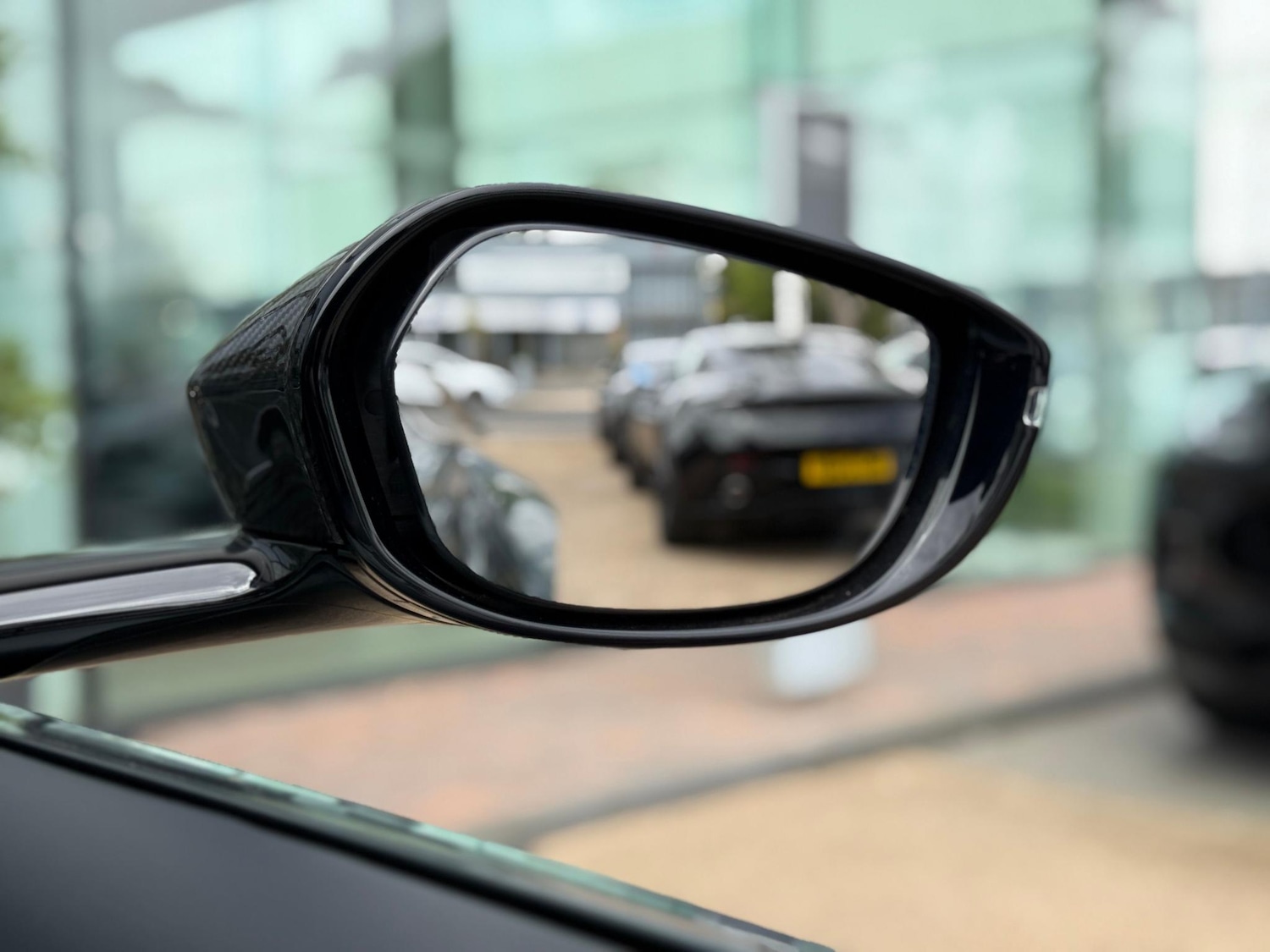 Used Aston Martin Vantage 2023 for sale - 77144373: Photo 54