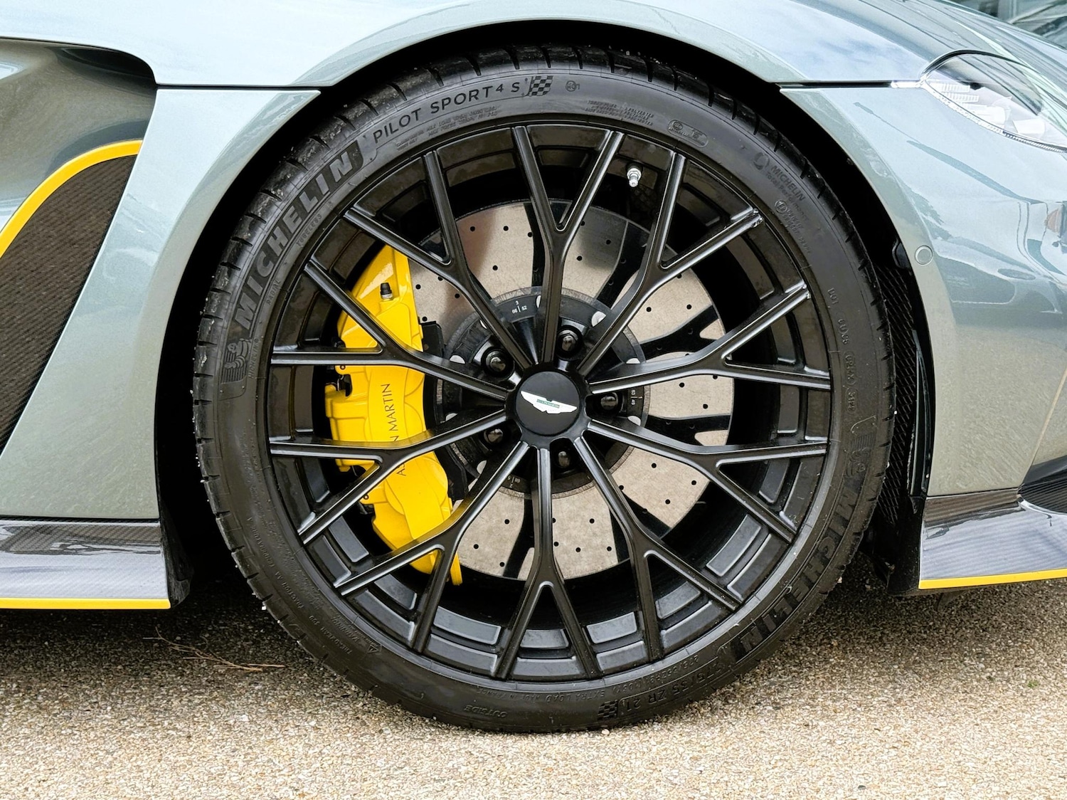 Used Aston Martin Vantage 2023 for sale - 77144373: Photo 6