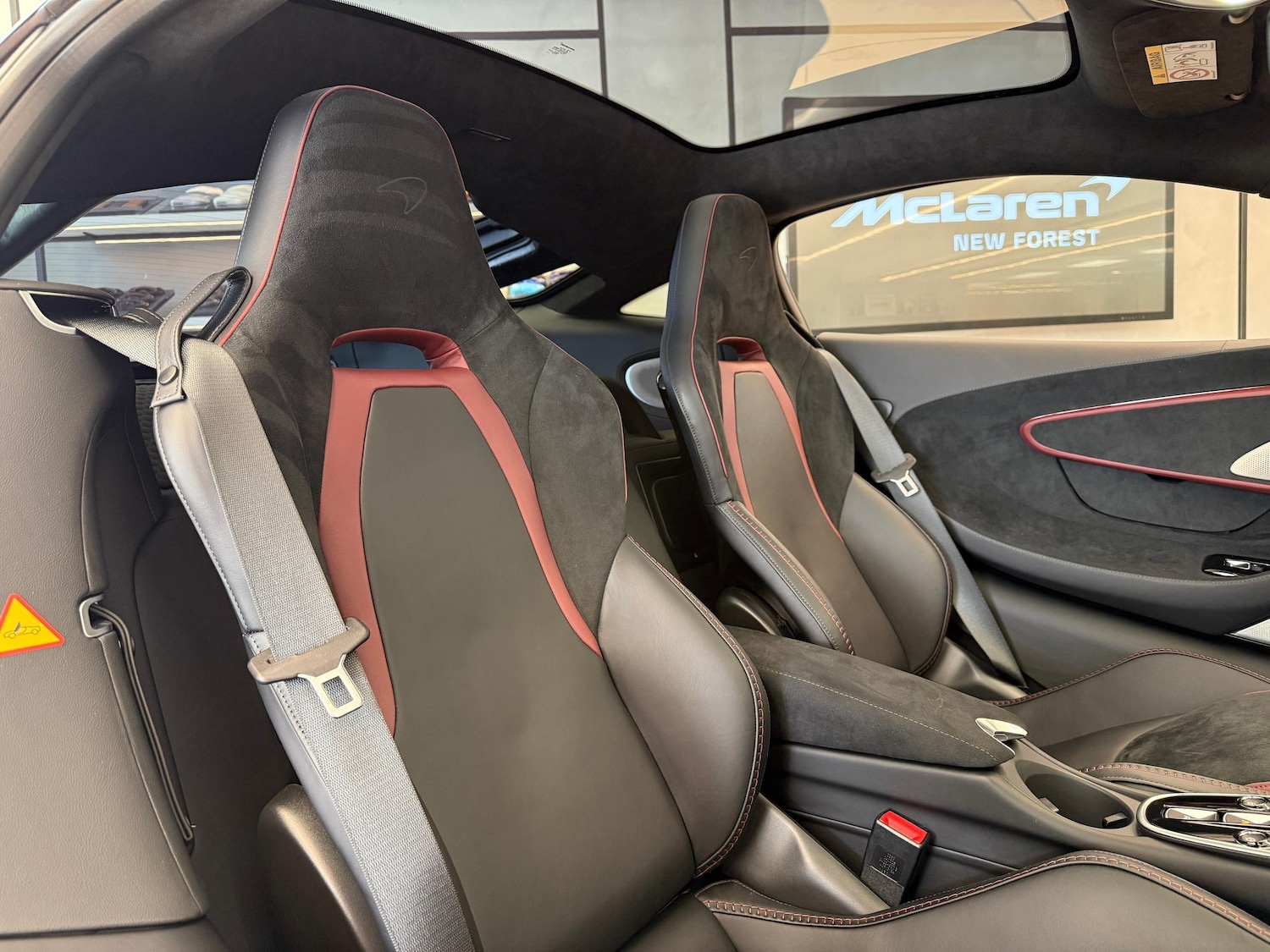 Used McLaren GT for sale - 76913984: Photo 3