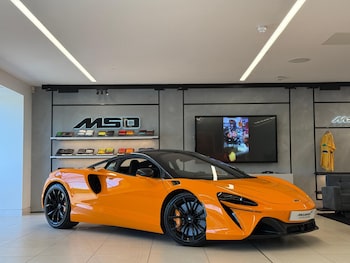 Used McLaren Artura 2023 for sale - 75978807: Photo