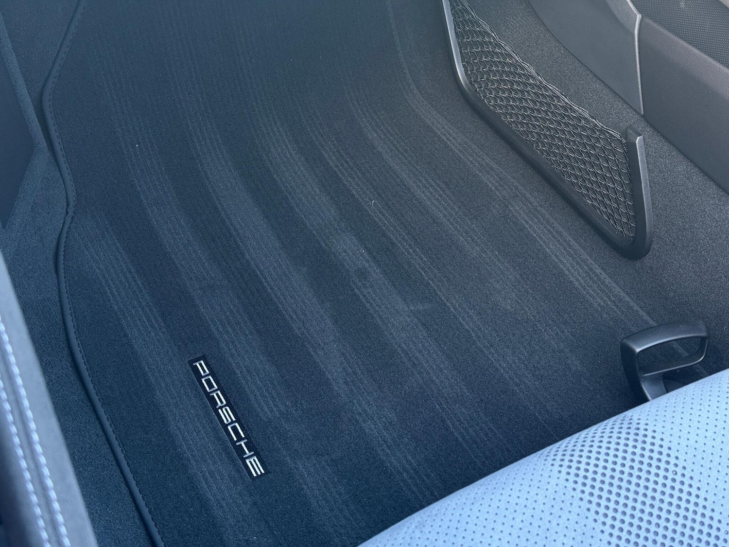 Used Porsche Other 2024 for sale - 76942612: Photo 14