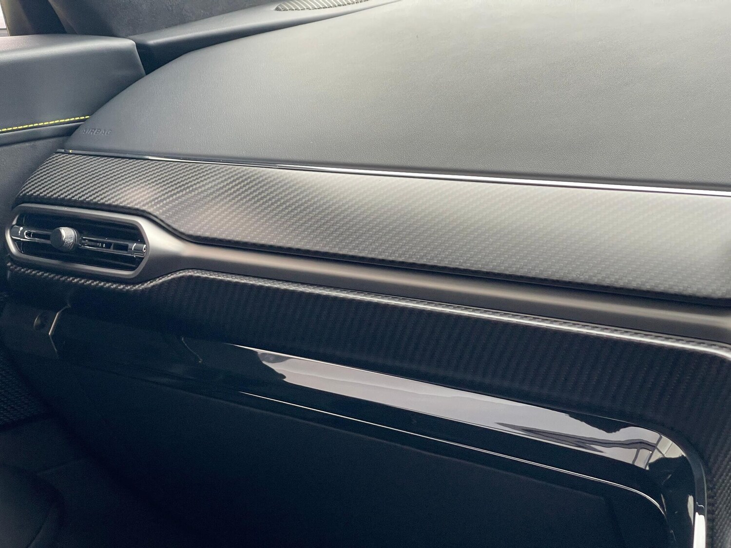 Used Aston Martin Vantage 2026 for sale - 77175379: Photo 24