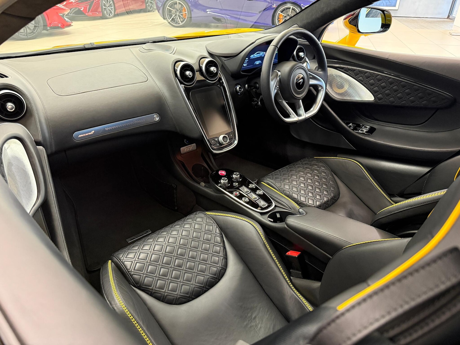Used McLaren GT for sale - 76658713: Photo 24