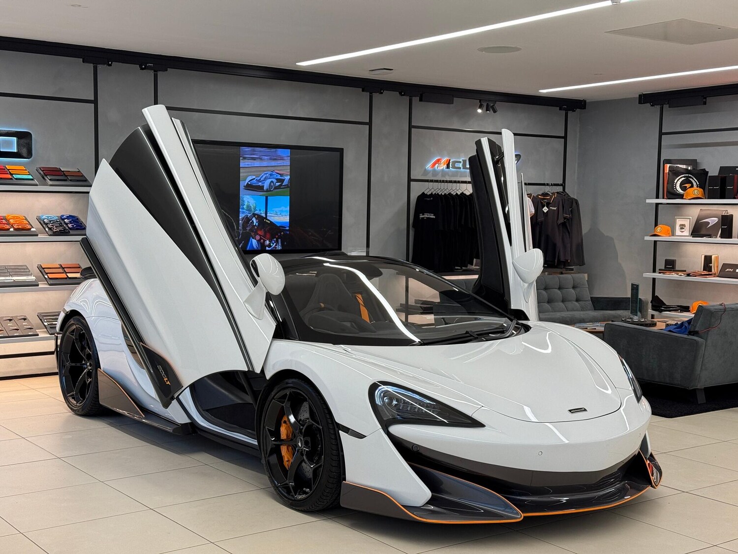 Used McLaren 600LT 2020 for sale - 77425847: Photo 40