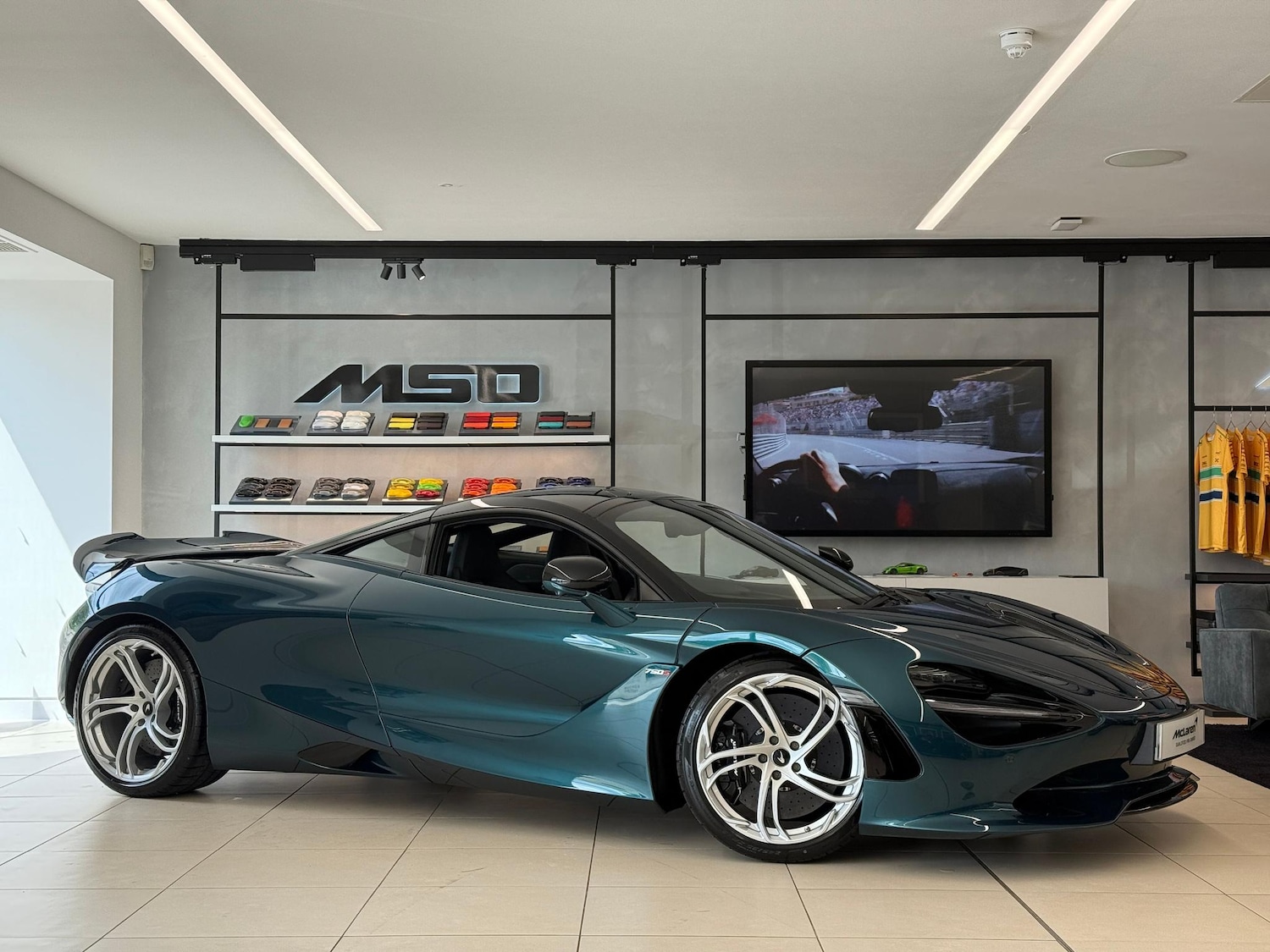 Used McLaren 750S 2023 for sale - 76918558: Photo 1