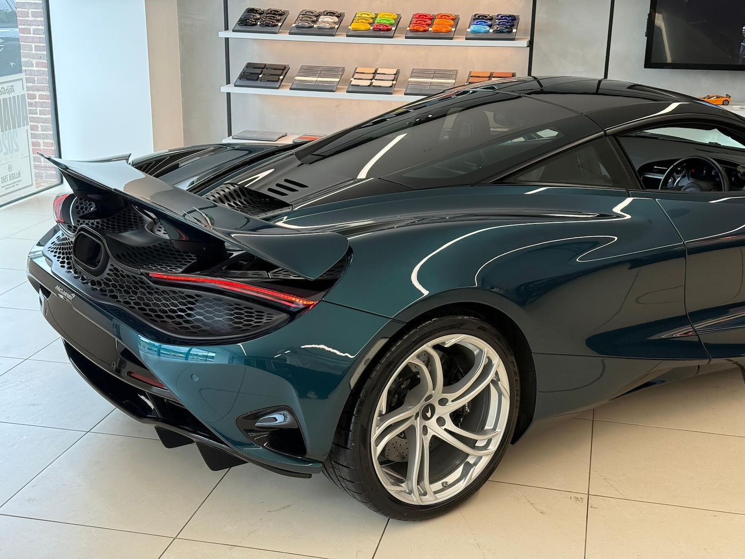 Used McLaren 750S 2023 for sale - 76918558: Photo 46