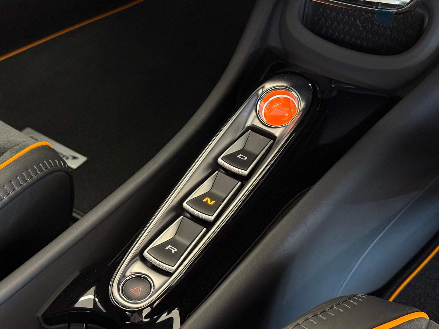 Used McLaren Artura 2025 for sale - 76189537: Photo 30