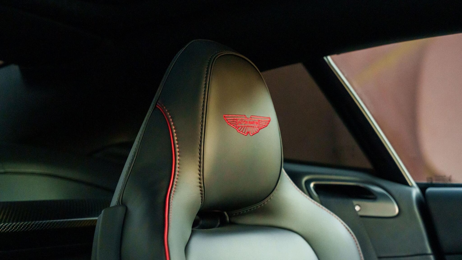 Used Aston Martin Vanquish 2026 for sale - 77468658: Photo 12