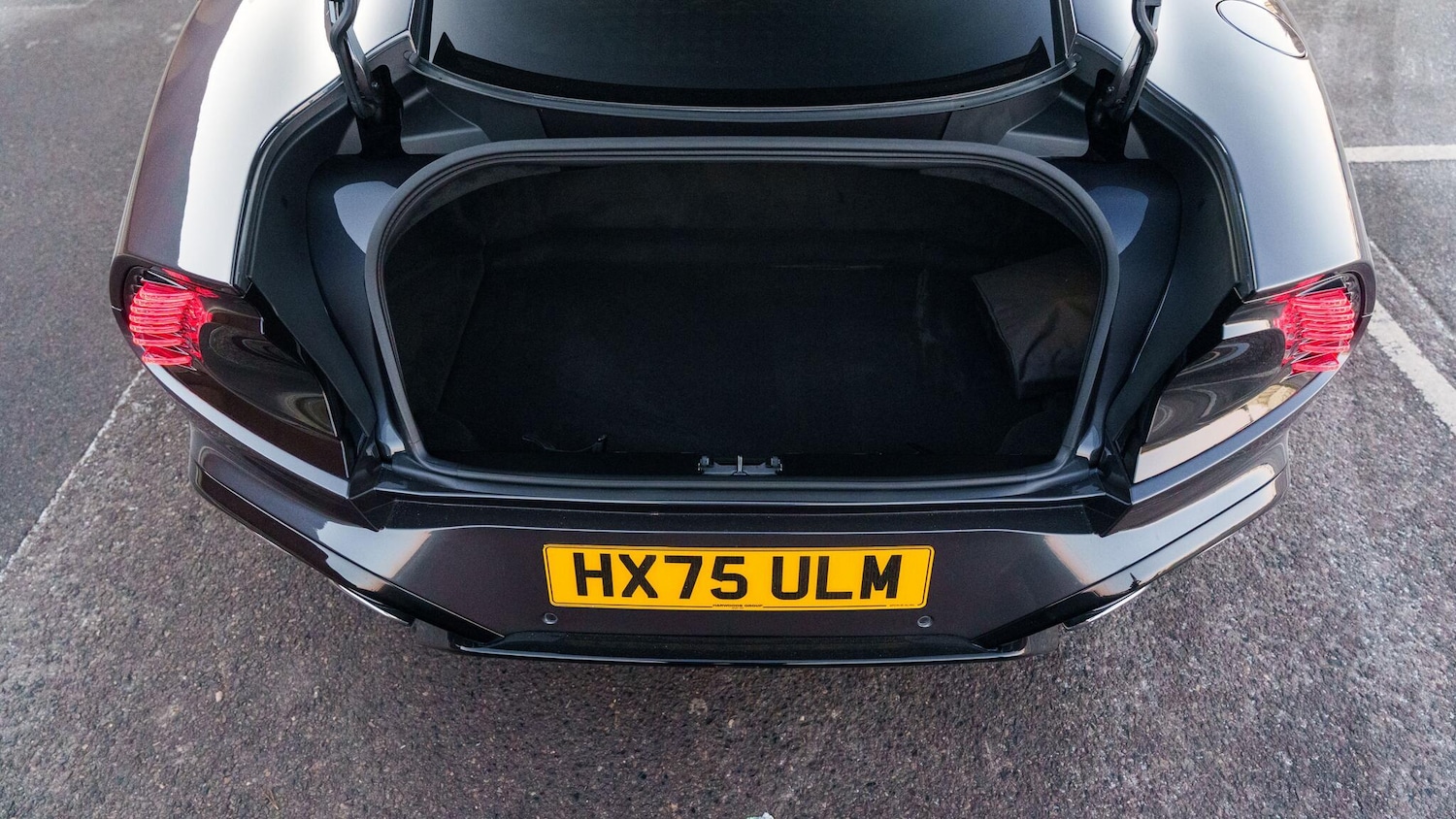 Used Aston Martin Vanquish 2026 for sale - 77468658: Photo 21