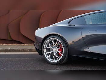 Used Aston Martin Vanquish 2026 for sale - 77468658: Photo