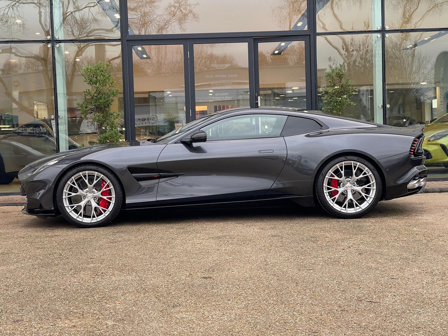 Used Aston Martin Vanquish 2026 for sale - 77468658: Photo 60