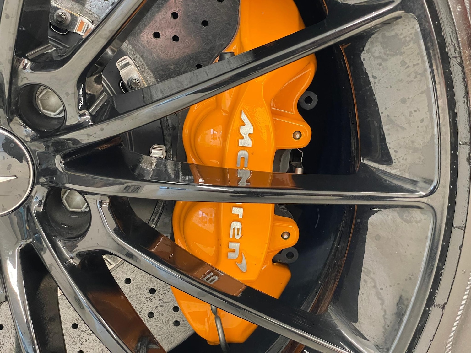 Used McLaren Artura 2025 for sale - 76572111: Photo 10