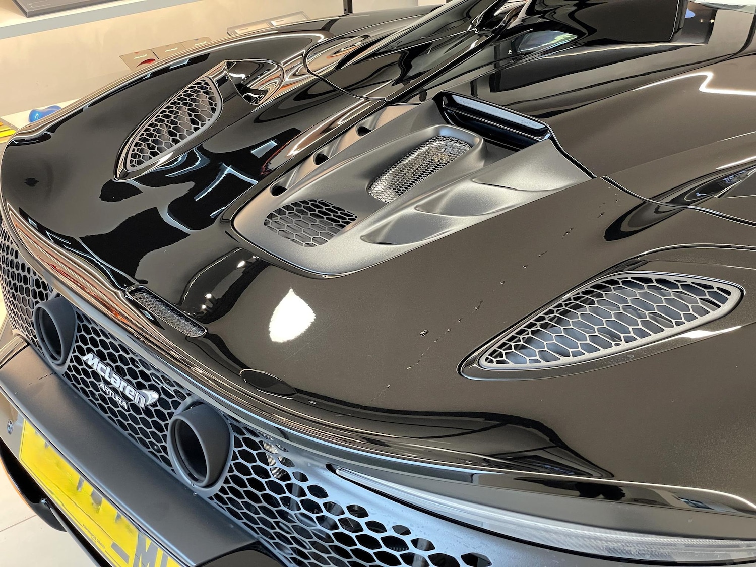 Used McLaren Artura 2025 for sale - 76572111: Photo 11