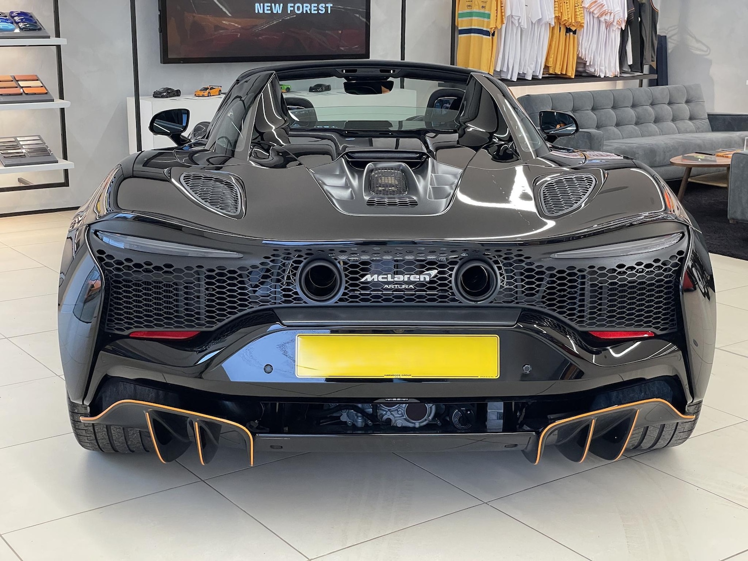 Used McLaren Artura 2025 for sale - 76572111: Photo 18