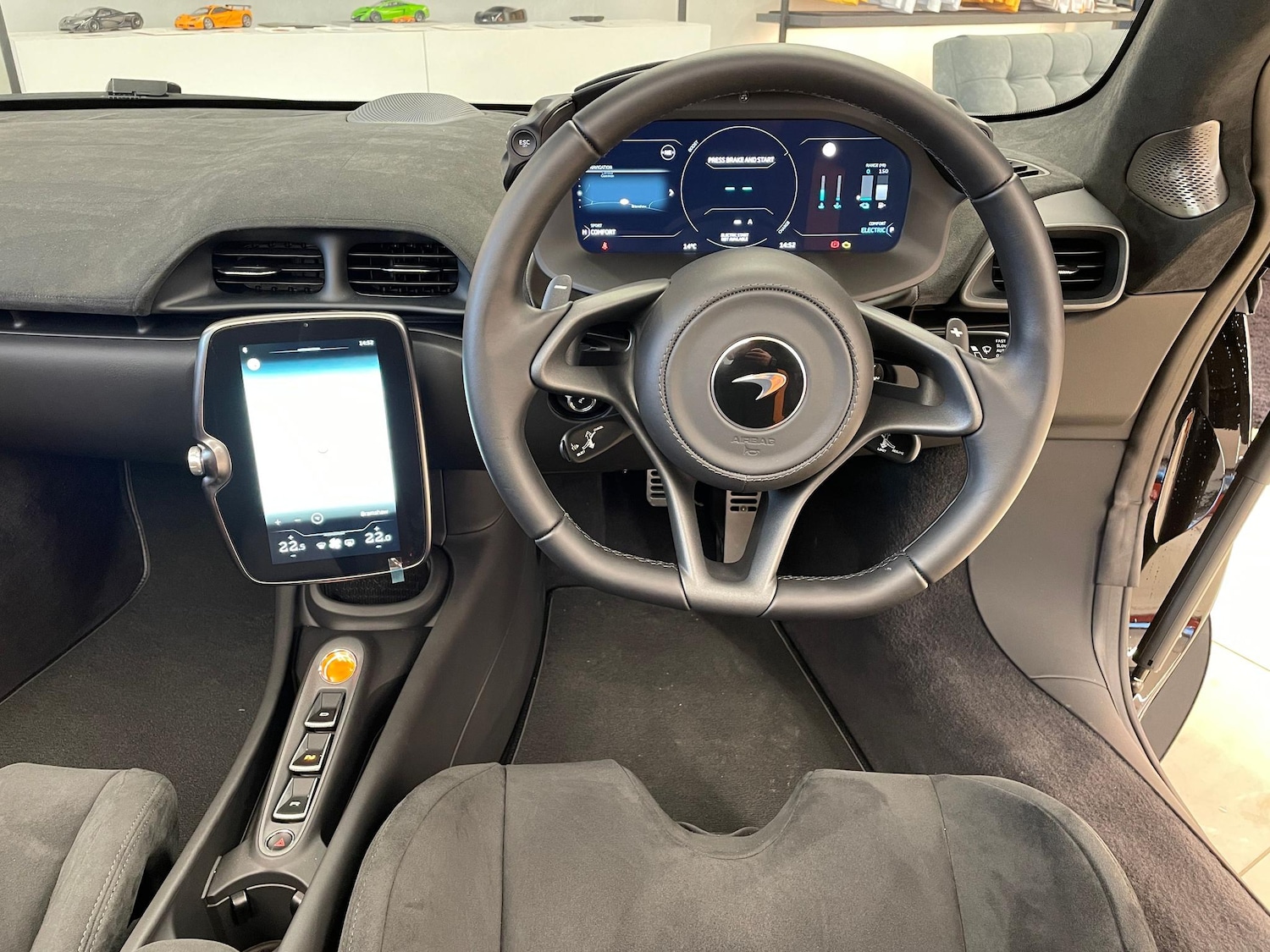 Used McLaren Artura 2025 for sale - 76572111: Photo 23