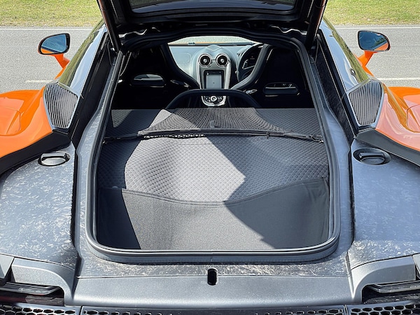 Used McLaren GT 2023 for sale - 76215481: Photo 19