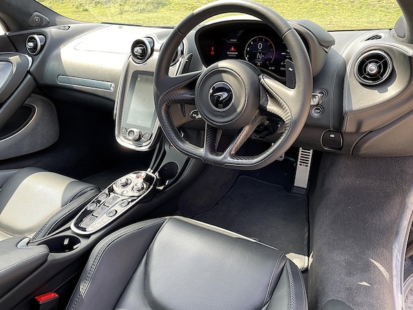 Used McLaren GT 2023 for sale - 76215481: Photo 22
