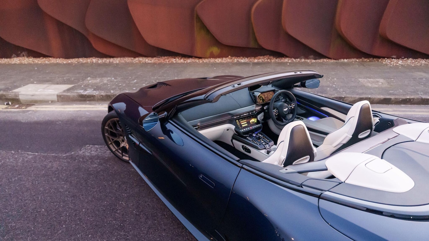 Used Aston Martin Vanquish for sale - 77190711: Photo 10