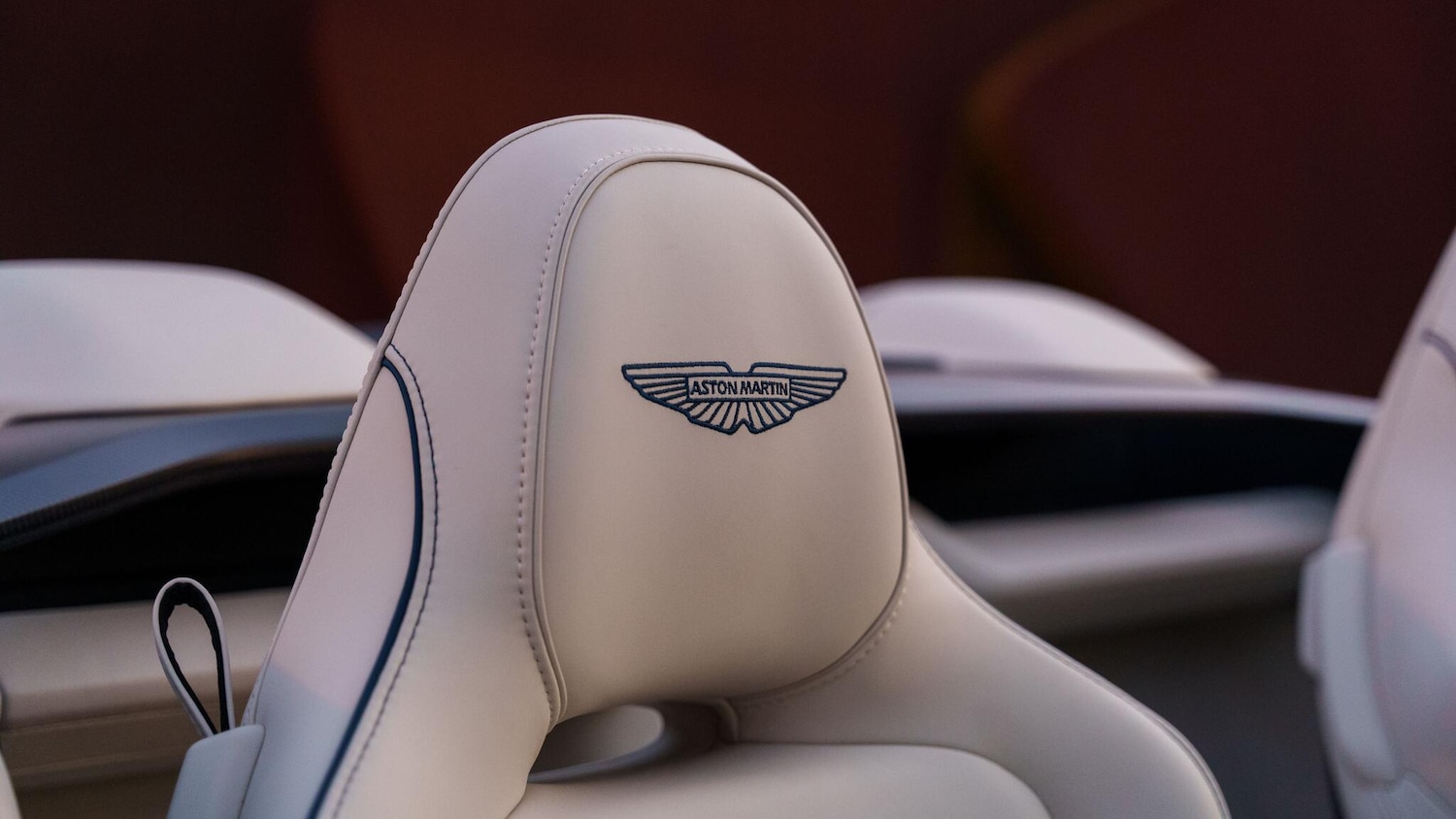 Used Aston Martin Vanquish for sale - 77190711: Photo 13