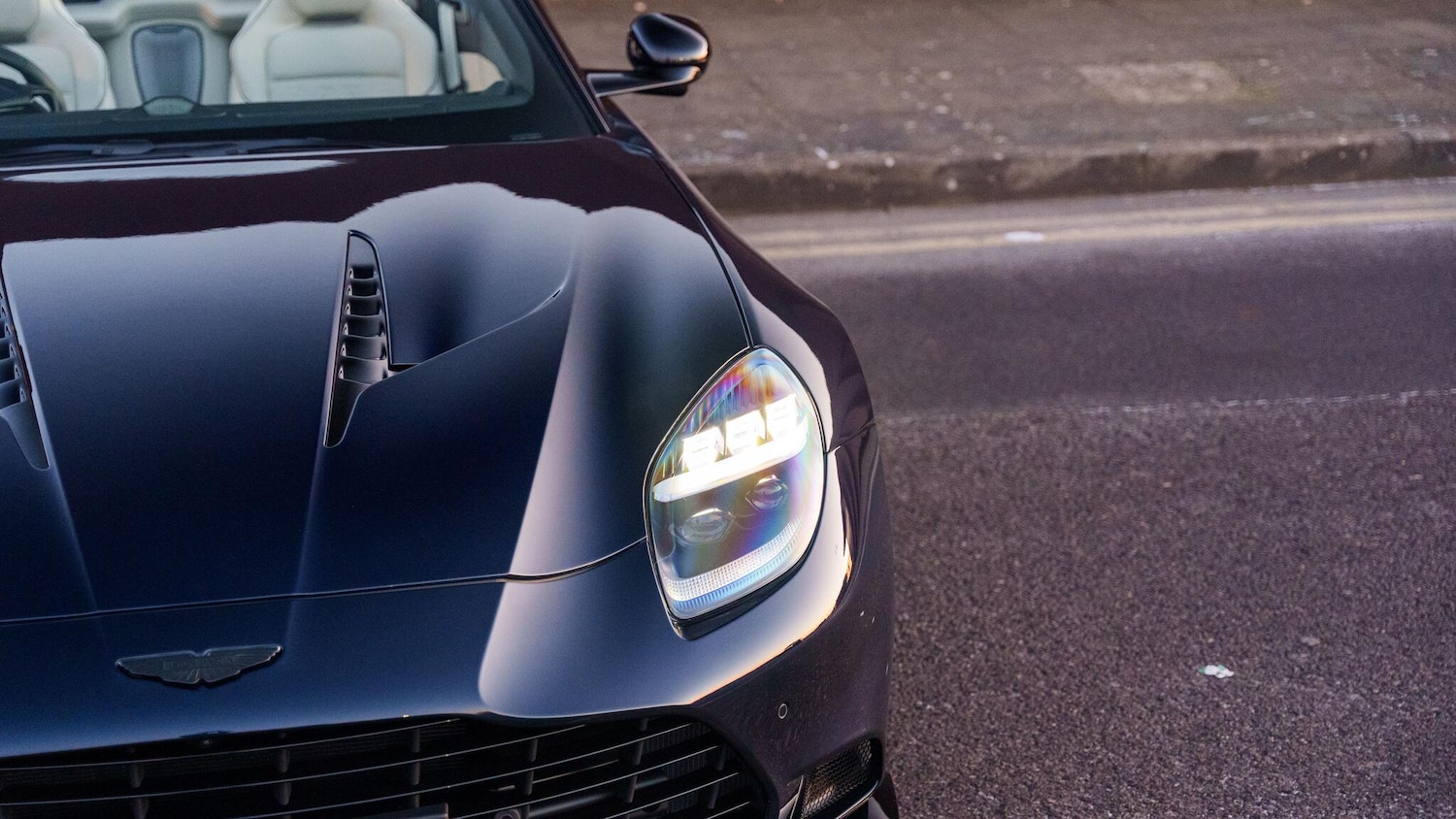 Used Aston Martin Vanquish for sale - 77190711: Photo 6