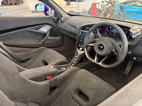 Used McLaren 750S 2025 for sale - 76214564: Photo 8