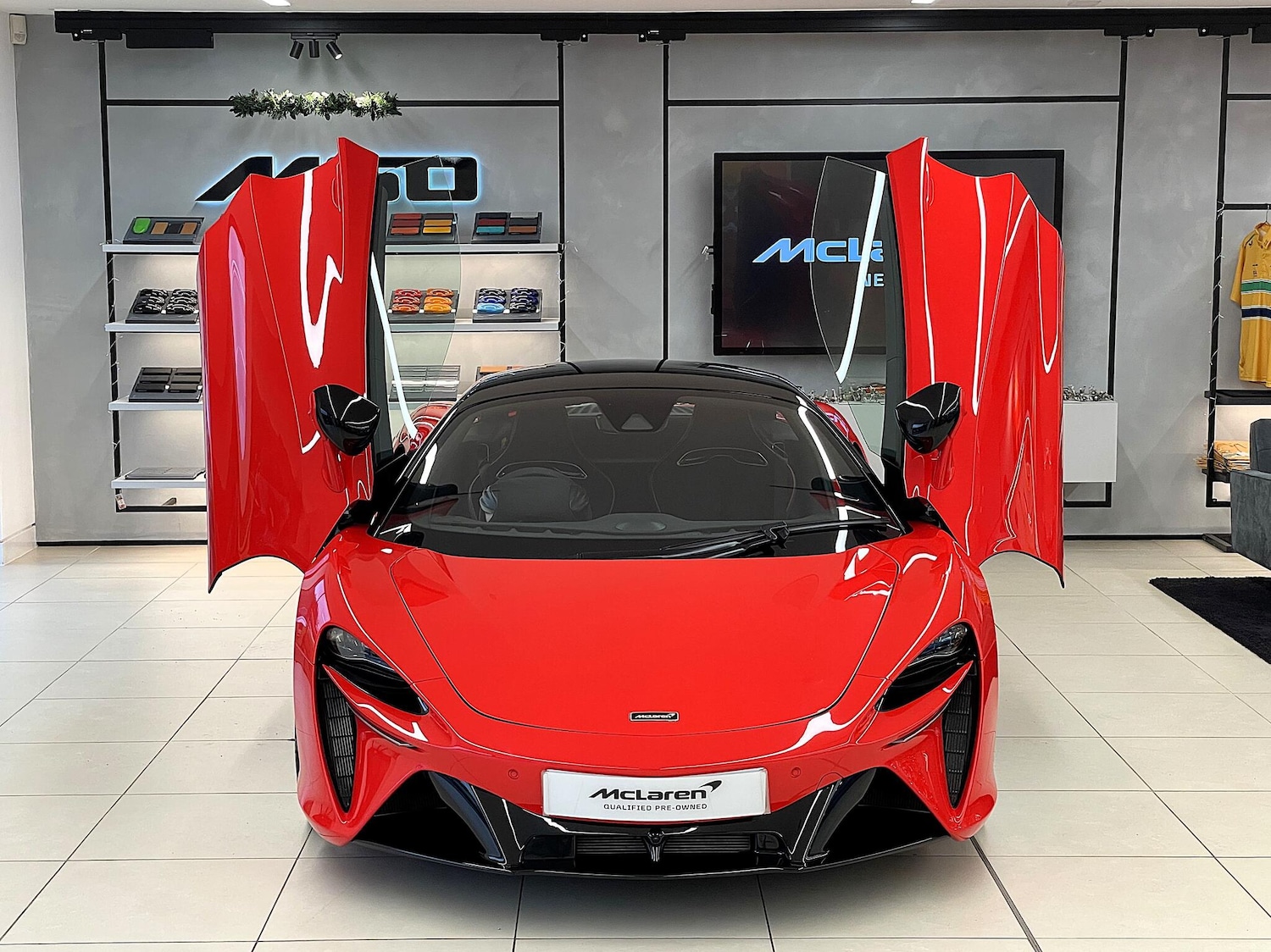 Used McLaren Artura 2023 for sale - 77040618: Photo 17