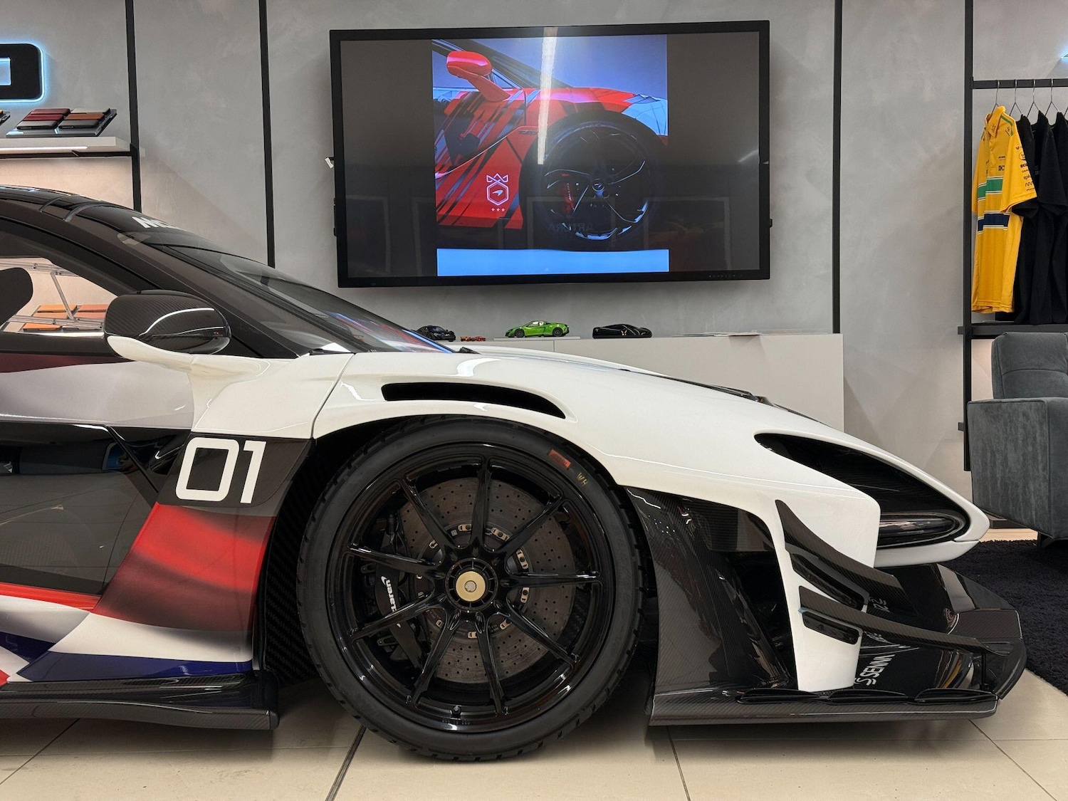 Used McLaren Senna for sale - 77440023: Photo 9