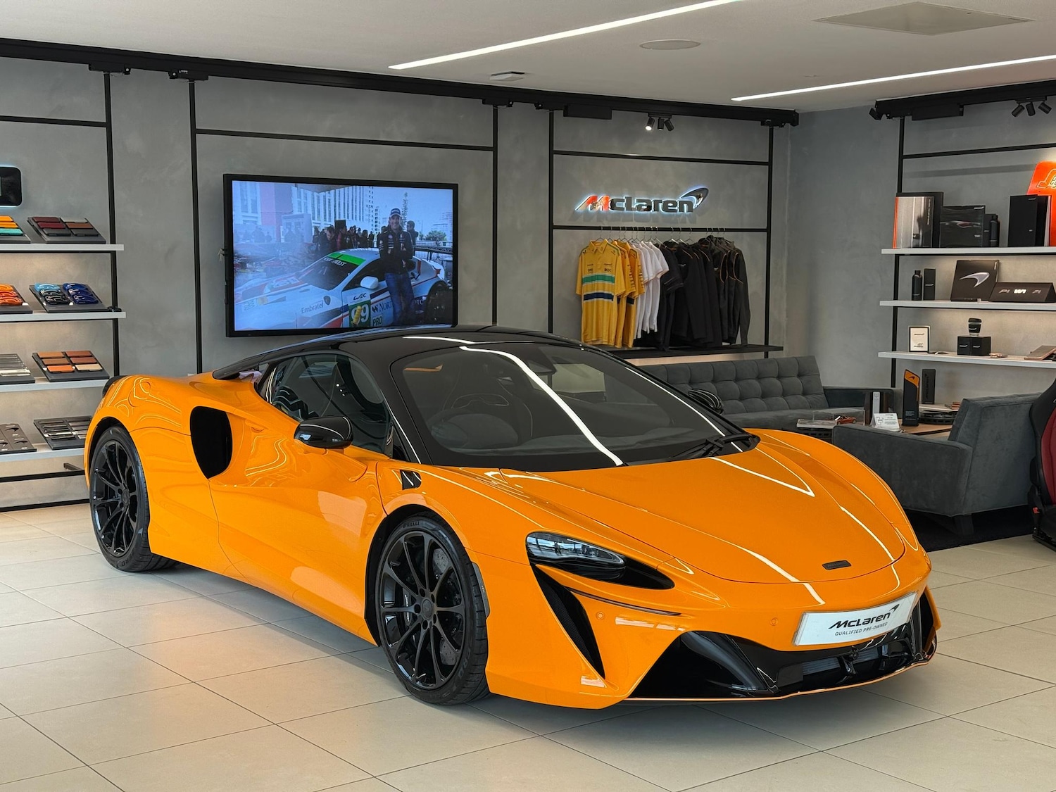 Used McLaren Artura 2025 for sale - 76987942: Photo 38