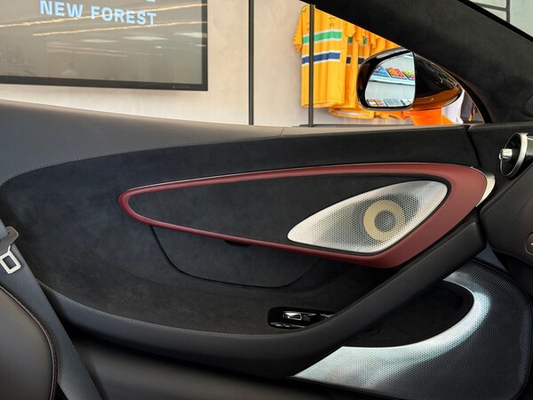 Used McLaren GT 2025 for sale - 76226492: Photo 12
