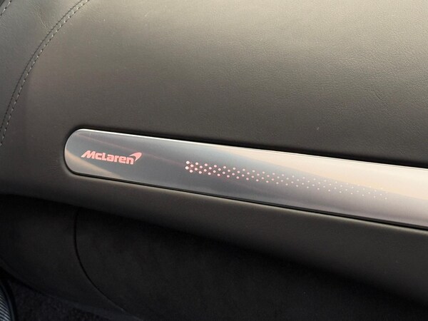 Used McLaren GT 2025 for sale - 76226492: Photo 14