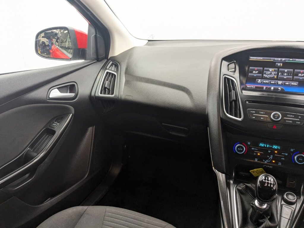 Used Ford Focus 2015 for sale - 77356722: Photo 18