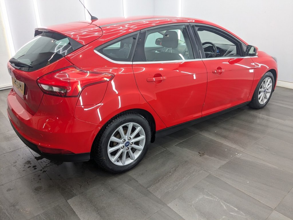 Used Ford Focus 2015 for sale - 77356722: Photo 6