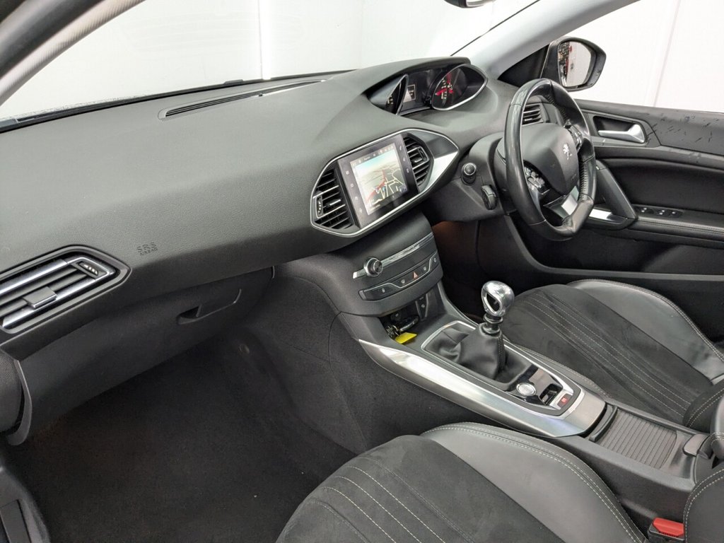 Used Peugeot 308 2014 for sale - 77341248: Photo 15