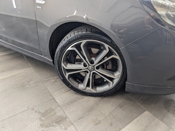 Used Vauxhall Zafira Tourer 2013 for sale - 77287713: Photo