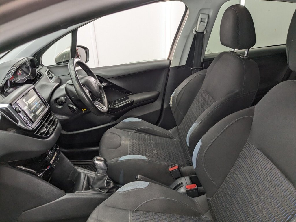 Used Peugeot 208 2014 for sale - 77498547: Photo 16