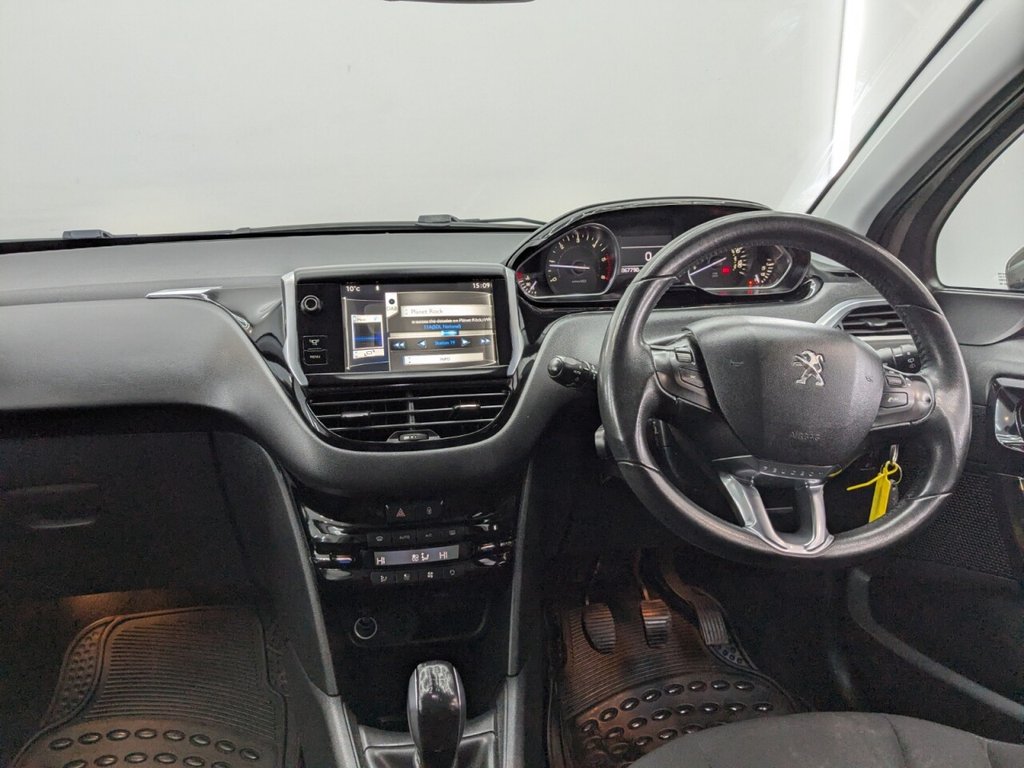 Used Peugeot 208 2014 for sale - 77498547: Photo 19