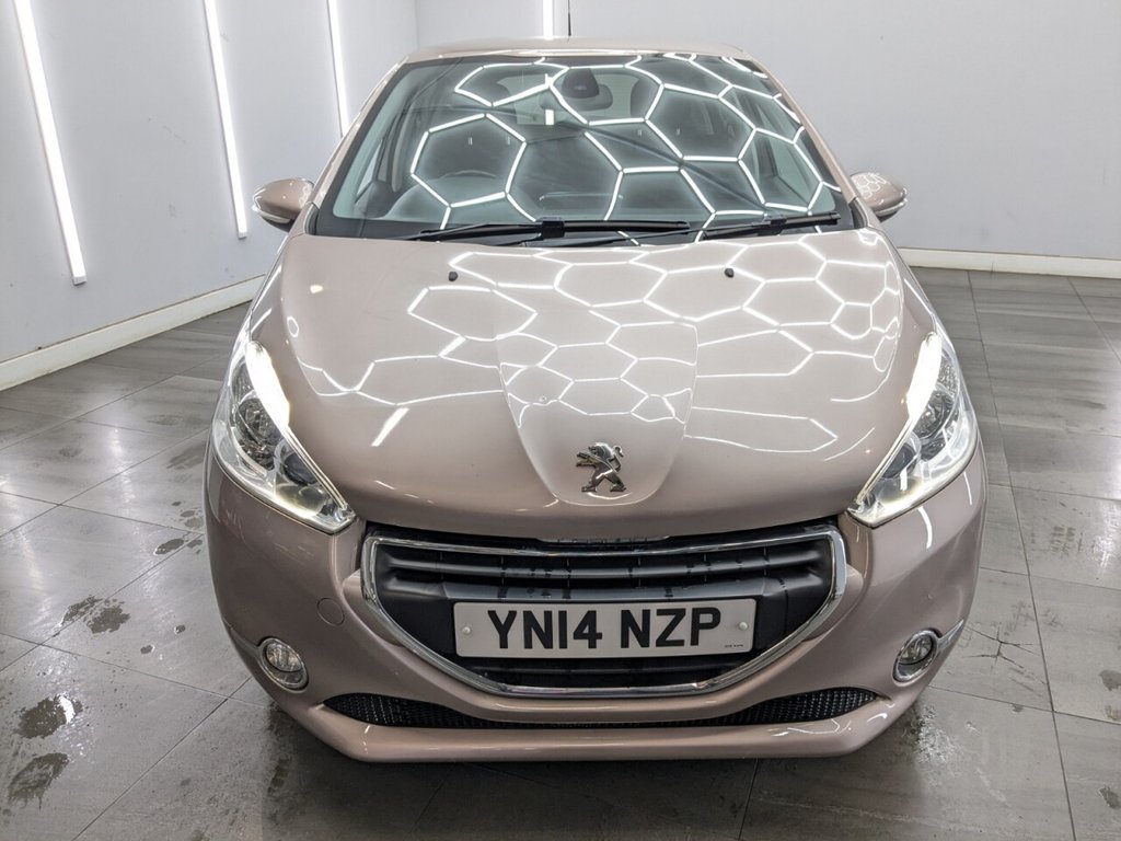 Used Peugeot 208 2014 for sale - 77498547: Photo 3