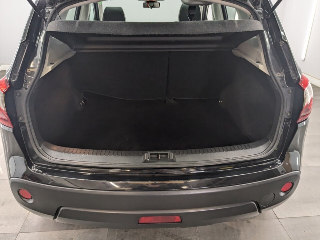 Used Nissan Qashqai 2012 for sale - 77692996: Photo 20